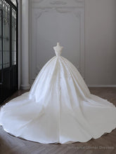 Princess Ball Gown Strapless Sleeveless Pleats White Satin Lace Wedding Dress Bridal Dresses